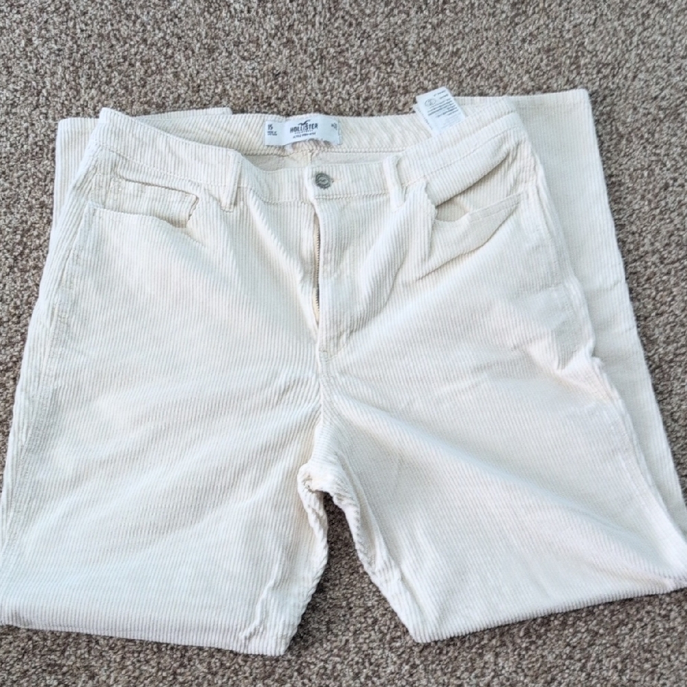 Hollister Women's Straight Leg Cream Jeans